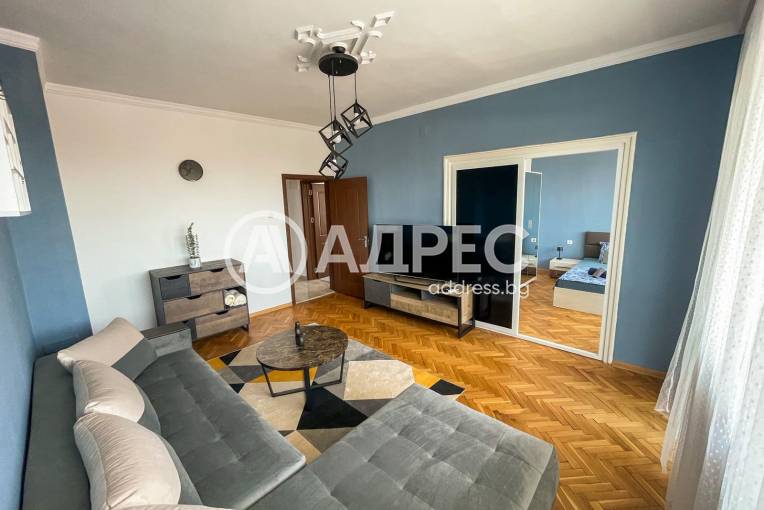 Двустаен апартамент, Варна, Идеален център, 666934, Снимка 2