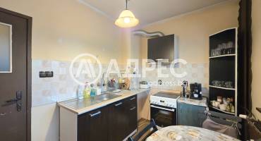 Тристаен апартамент, София, Суха река, 690934, Снимка 1