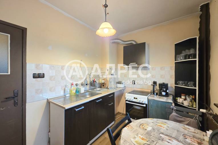 Тристаен апартамент, София, Суха река, 690934, Снимка 1
