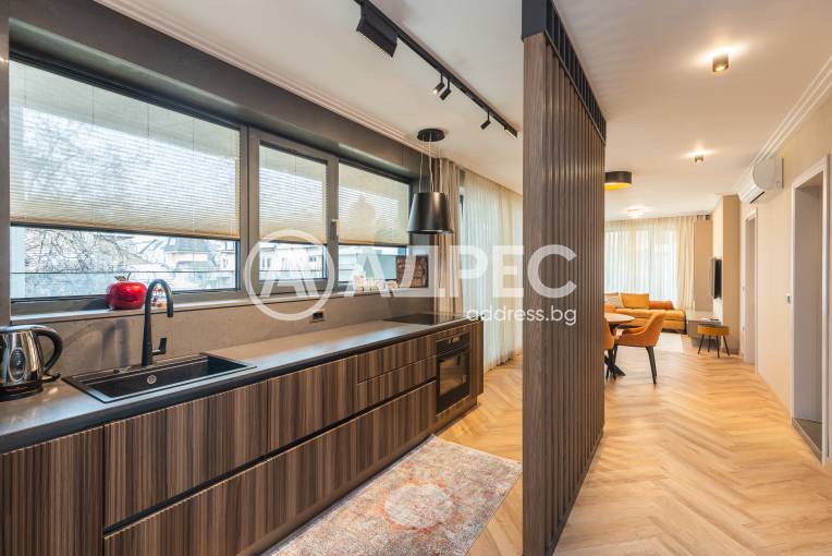 Тристаен апартамент, Варна, Център, 650935, Снимка 2