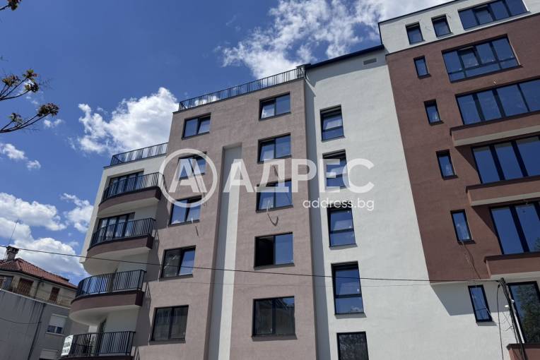 Тристаен апартамент, София, Люлин 10, 693935, Снимка 1