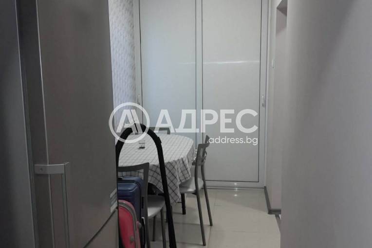 Двустаен апартамент, Добрич, Промишлена зона - Север, 677936, Снимка 10