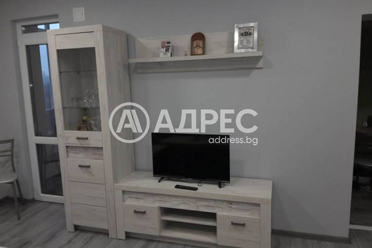 Двустаен апартамент, Добрич, Промишлена зона - Север, 677936, Снимка 3