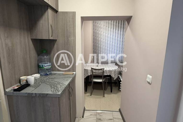 Двустаен апартамент, Добрич, Промишлена зона - Север, 677936, Снимка 4
