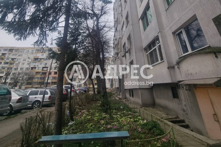 Тристаен апартамент, София, Люлин 4, 687937, Снимка 1