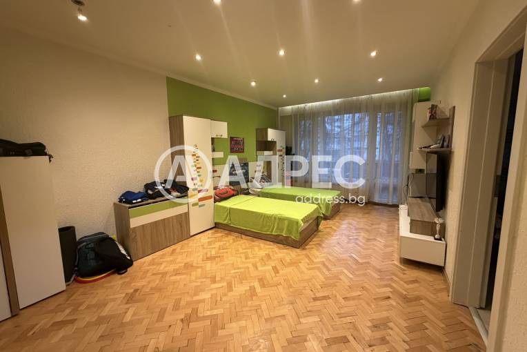 Тристаен апартамент, София, Люлин 4, 687937, Снимка 2