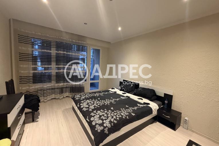 Тристаен апартамент, София, Люлин 4, 687937, Снимка 4