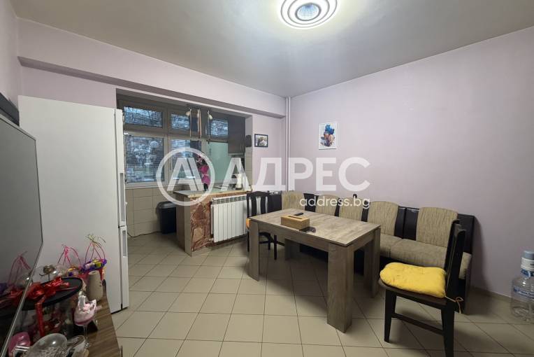 Тристаен апартамент, София, Люлин 4, 687937, Снимка 6