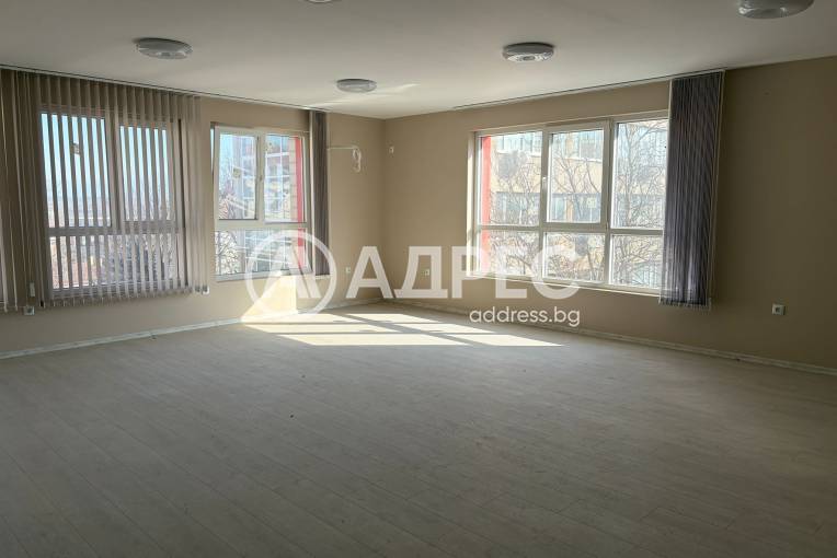 Офис, Шумен, Център, 685939, Снимка 2