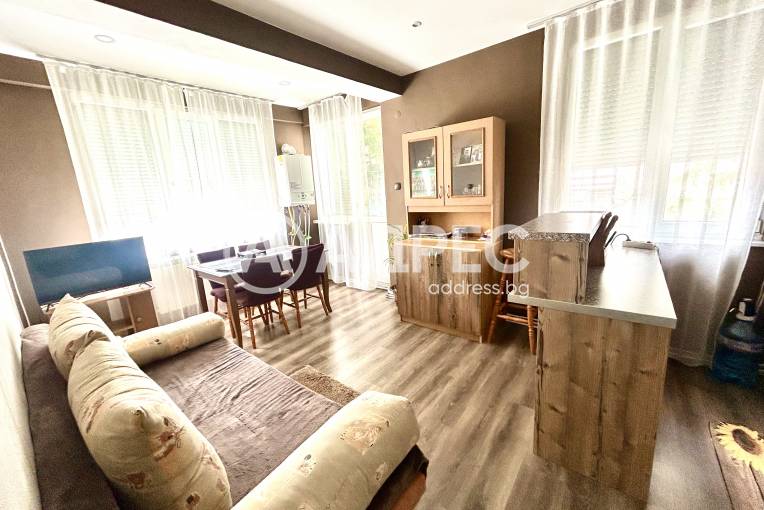 Етаж от къща, Враца, Център, 689939, Снимка 1