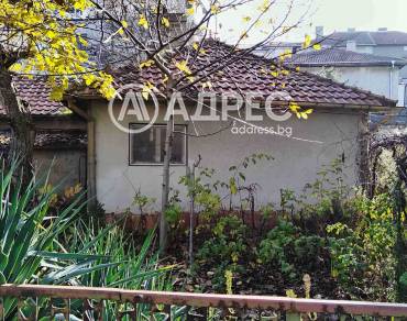 Къща/Вила, Добрич, Червената пръст, 674941, Снимка 1