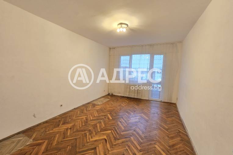 Тристаен апартамент, Варна, Младост 2, 677941, Снимка 1