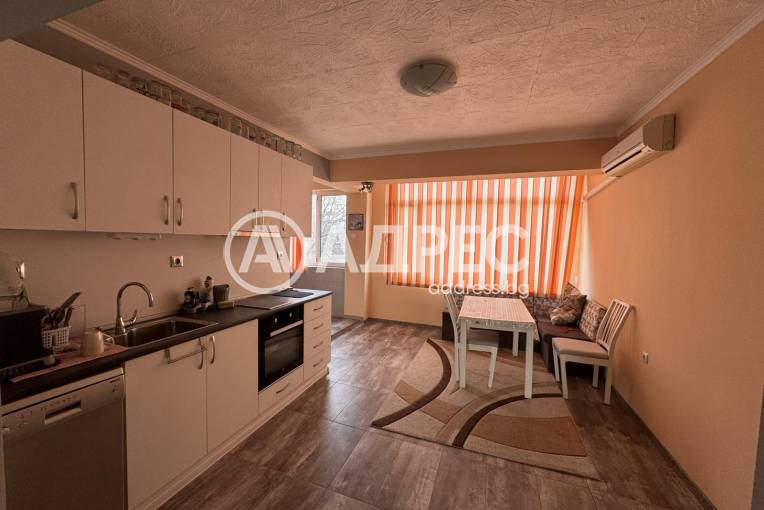 Тристаен апартамент, Стара Загора, Широк център, 682942, Снимка 2