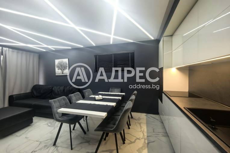 Многостаен апартамент, Русе, Център, 677943, Снимка 1