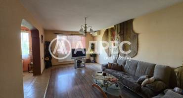 Многостаен апартамент, Разград, Варош, 702943, Снимка 2