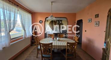Многостаен апартамент, Разград, Варош, 702943, Снимка 5
