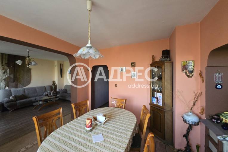 Многостаен апартамент, Разград, Варош, 702943, Снимка 3