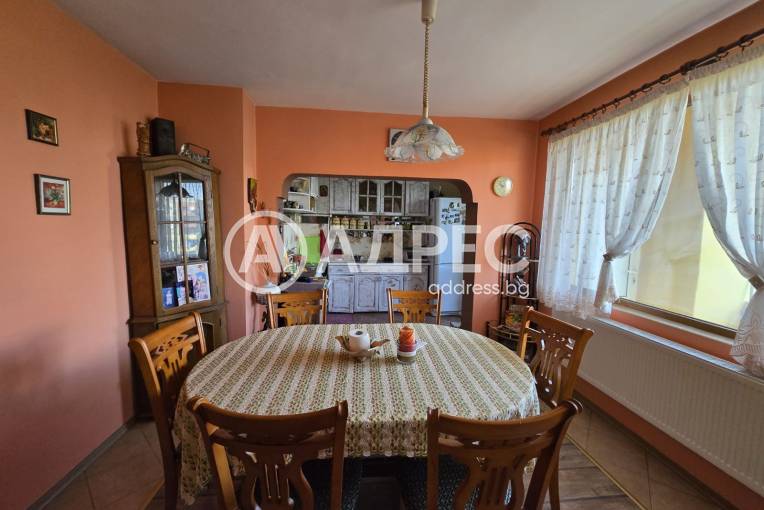 Многостаен апартамент, Разград, Варош, 702943, Снимка 4