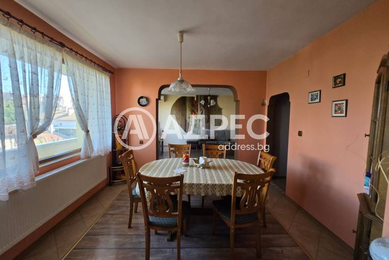 Многостаен апартамент, Разград, Варош, 702943, Снимка 5