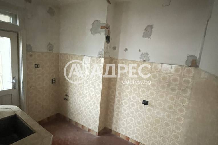 Многостаен апартамент, Велико Търново, Бузлуджа, 678944, Снимка 9