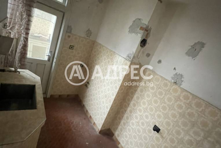 Многостаен апартамент, Велико Търново, Бузлуджа, 678944, Снимка 11