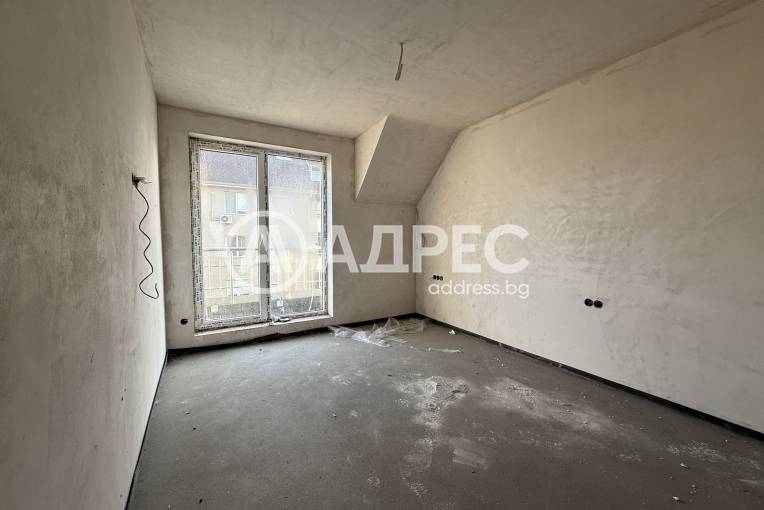 Тристаен апартамент, София, Суха река, 677945, Снимка 1