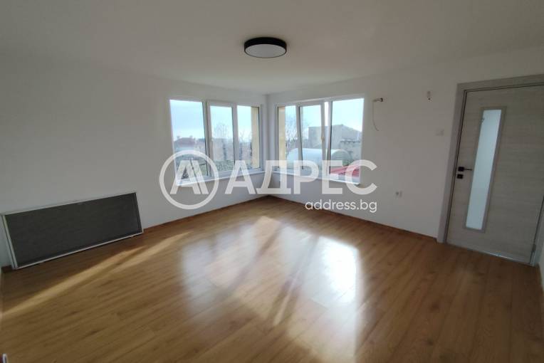 Етаж от къща, Варна, Виница, 678945, Снимка 1