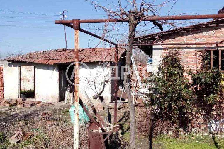 Къща/Вила, Чарган, 670947, Снимка 1