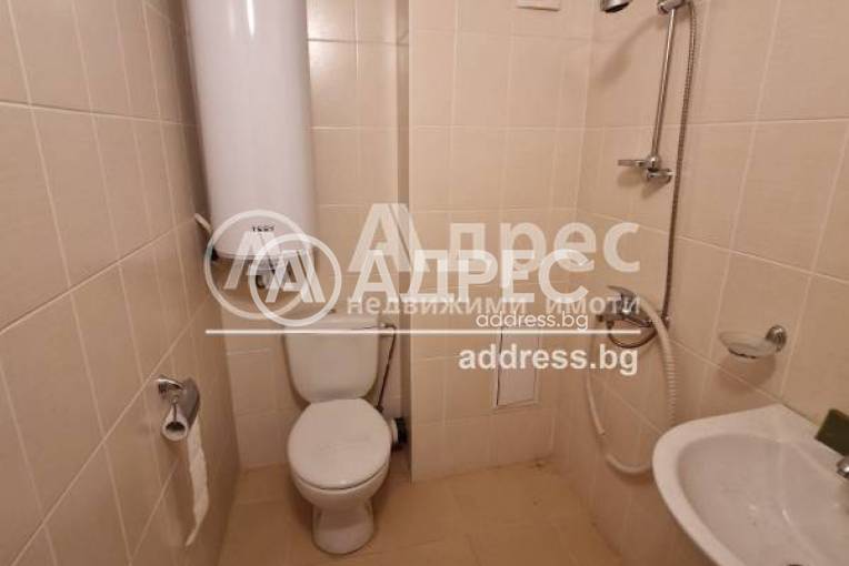 Двустаен апартамент, Варна, Погребите, 678947, Снимка 4