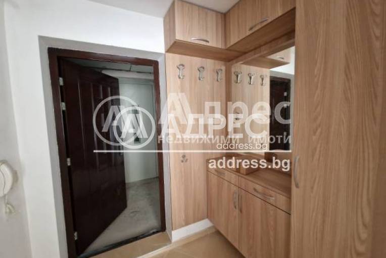 Двустаен апартамент, Варна, Погребите, 678947, Снимка 5