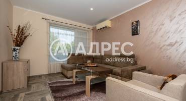 Двустаен апартамент, Пловдив, Изгрев, 701949, Снимка 1