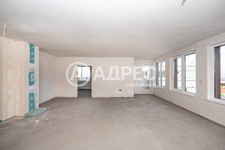 Двустаен апартамент, Марково, 655951, Снимка 1