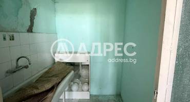 Тристаен апартамент, Добрич, Промишлена зона - Север, 641952, Снимка 3