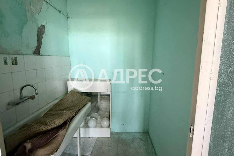 Тристаен апартамент, Добрич, Промишлена зона - Север, 641952, Снимка 3