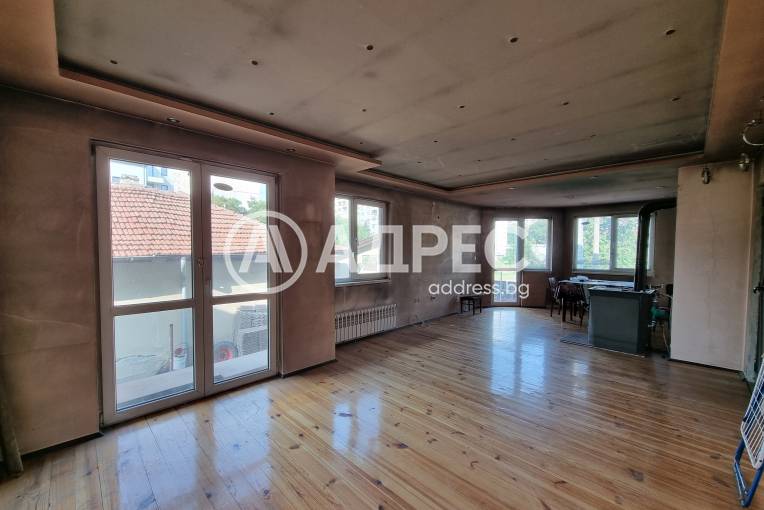 Къща/Вила, София, Надежда 3, 667952, Снимка 2