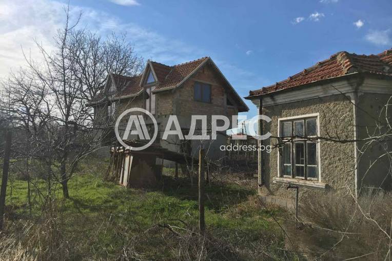 Къща/Вила, Долни чифлик, 697952, Снимка 3