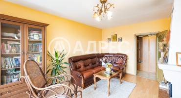 Многостаен апартамент, Варна, Цветен квартал, 690953, Снимка 2