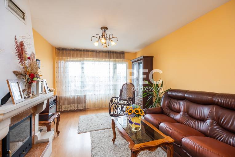 Многостаен апартамент, Варна, Цветен квартал, 690953, Снимка 9