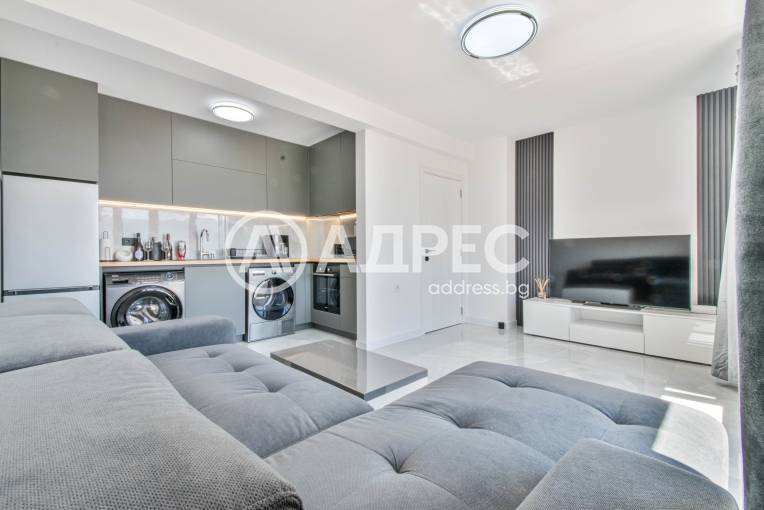 Двустаен апартамент, Пловдив, Остромила, 695955, Снимка 1