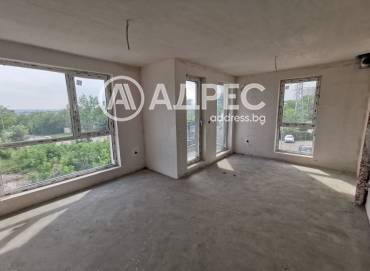 Тристаен апартамент, Варна, Левски, 672956, Снимка 1