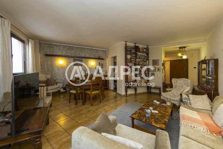 Двустаен апартамент, София, Витоша, 677956, Снимка 1