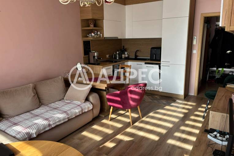 Двустаен апартамент, Варна, Виница, 686956, Снимка 1