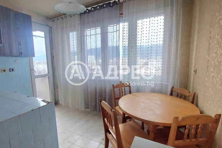 Тристаен апартамент, София, Борово, 689956, Снимка 3