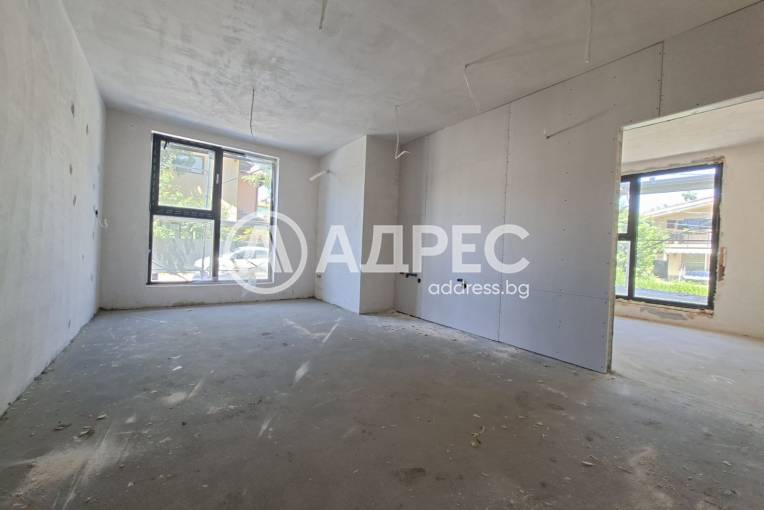 Тристаен апартамент, София, Горна Баня, 656957, Снимка 1