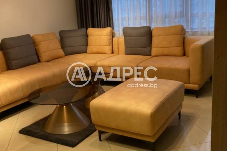 Тристаен апартамент, Варна, Общината, 689957, Снимка 2