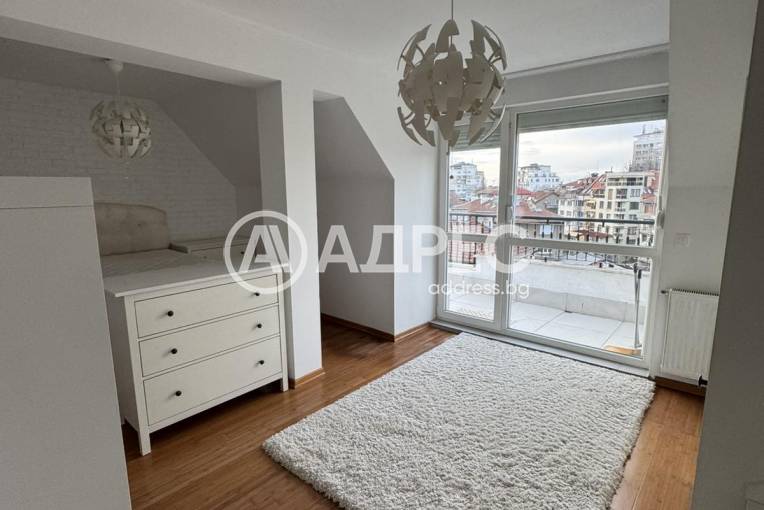 Тристаен апартамент, София, Гео Милев, 694957, Снимка 11