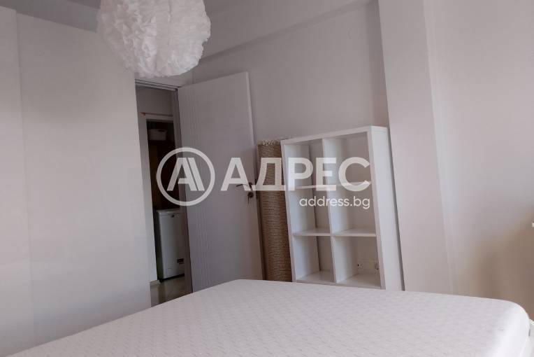 Тристаен апартамент, София, Гео Милев, 694957, Снимка 13