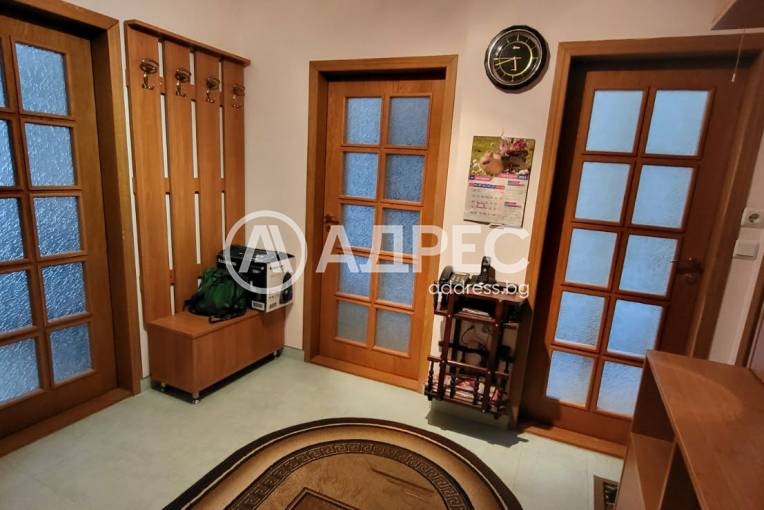 Тристаен апартамент, Варна, Спортна зала, 697957, Снимка 11