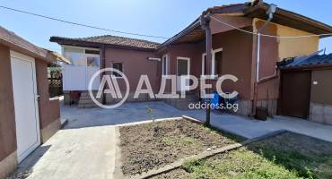 Къща/Вила, Севлиево, Широк център, 689959, Снимка 1