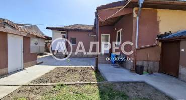 Къща/Вила, Севлиево, Широк център, 689959, Снимка 2